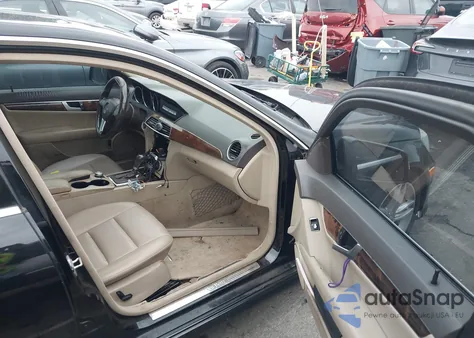 2013 Mercedes-Benz C 250 Luxury/Sport from USA, damaged, VIN WDDGF4HB6DA850053